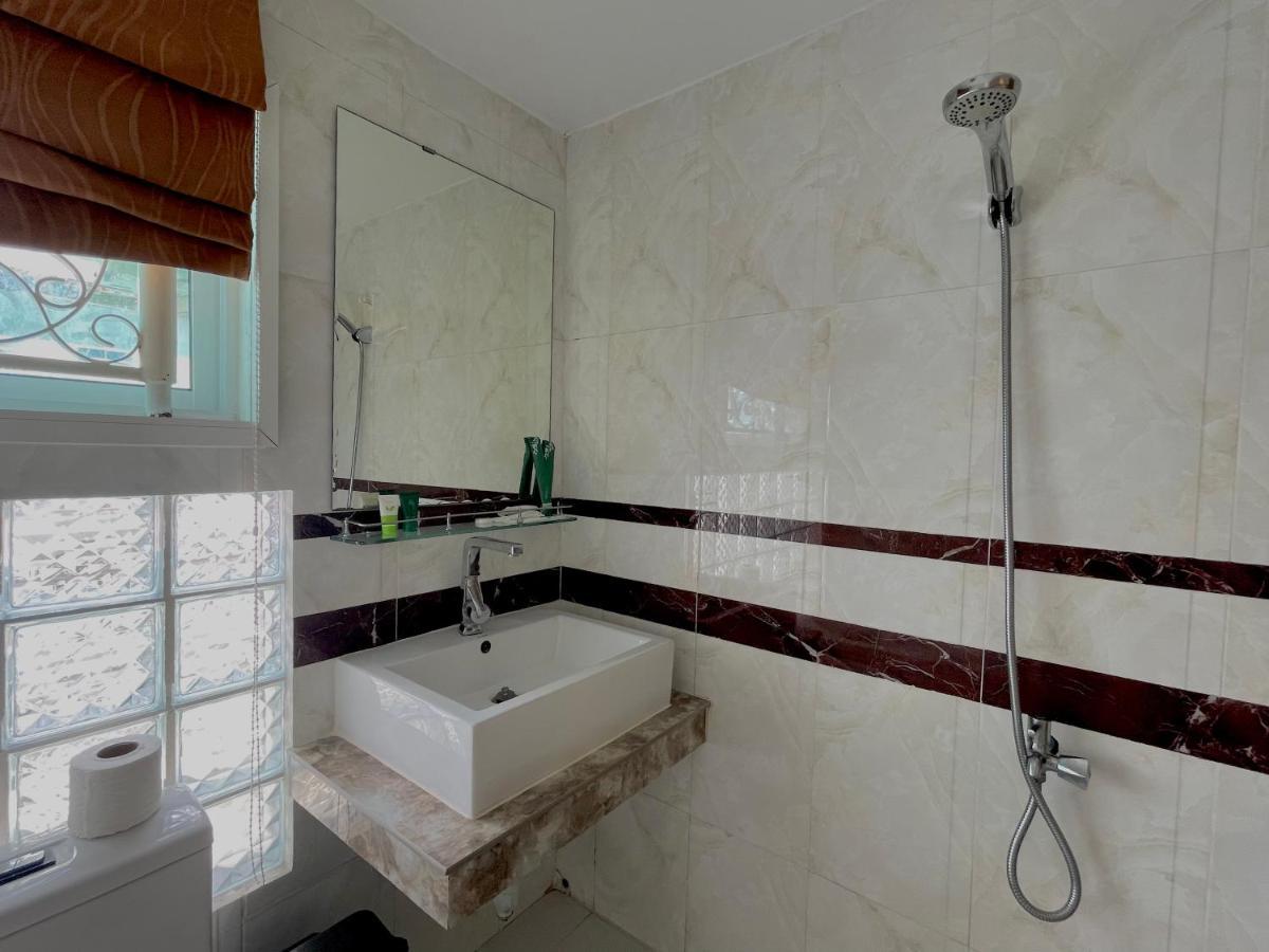 Rumnea Apartment Phnom Penh Exterior photo